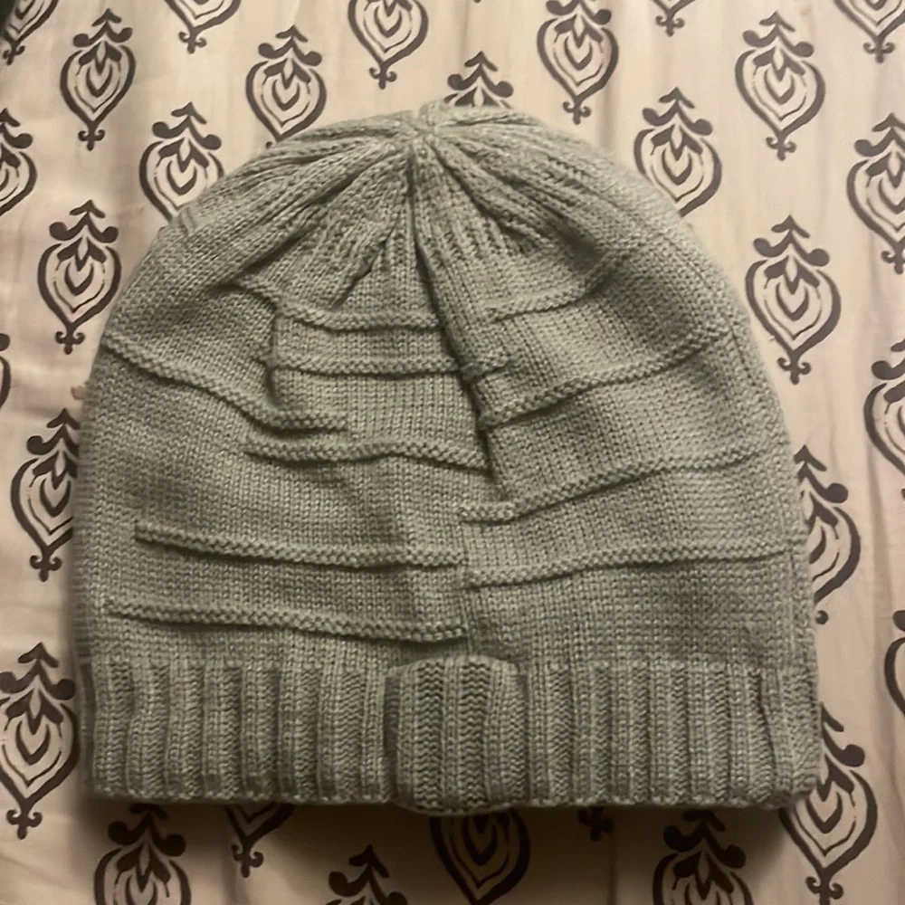 Bluetooth hat - Picture 2 of 3